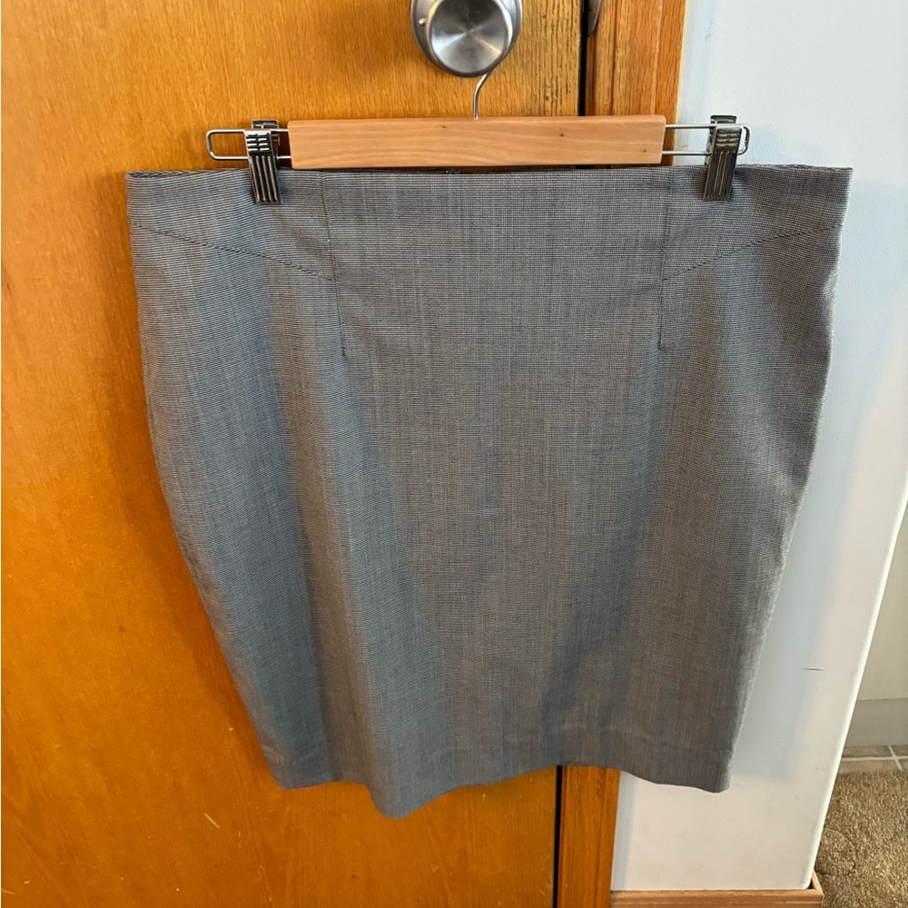 Le Chateau Skirt